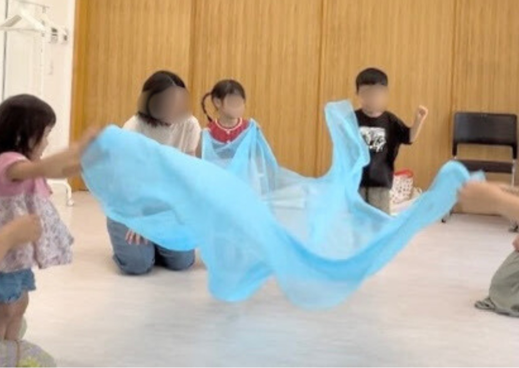 町田市リトミック教室大判スカーフ